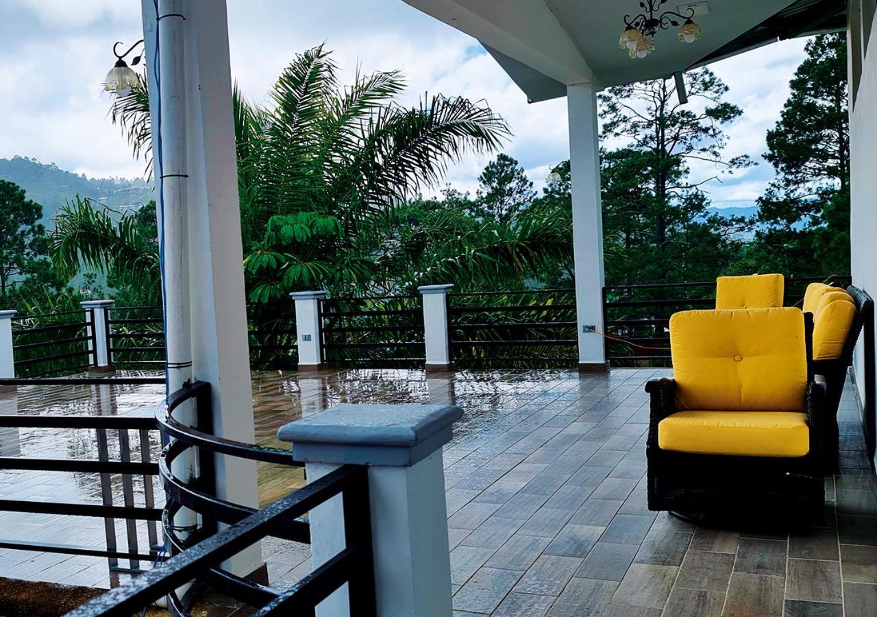 Hotel Cocoview, Bar & Restaurante Valle de Angeles Exterior photo